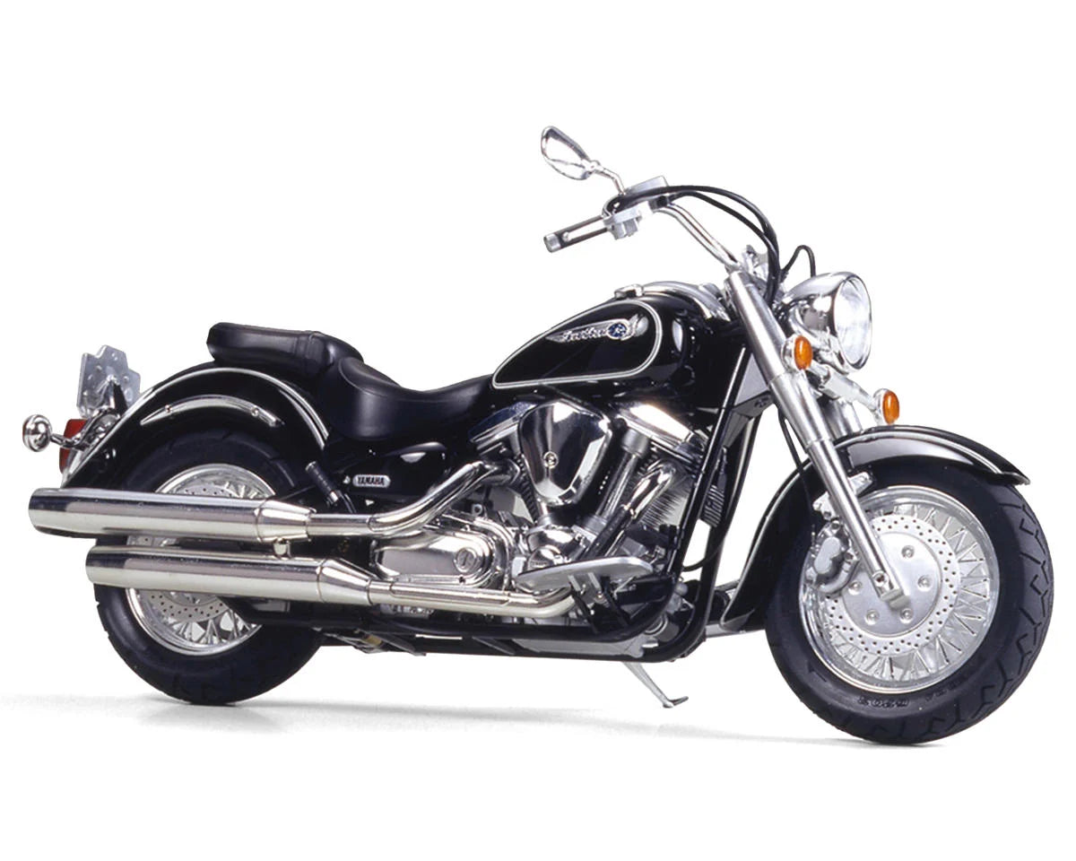 Yamaha XV1600 Road Star Motorcycle Model