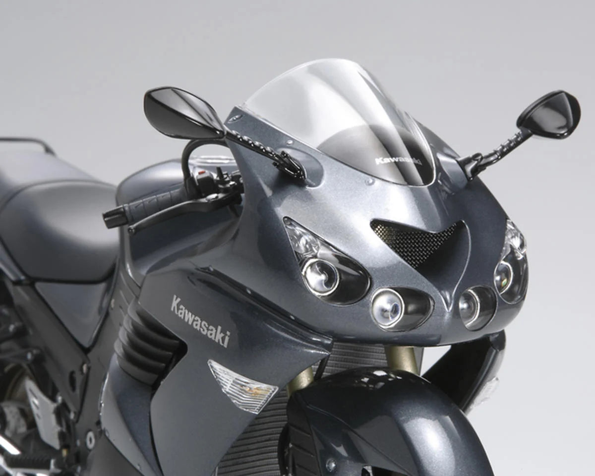 Kawasaki ZZR 1400 Motorcycle Model Kit