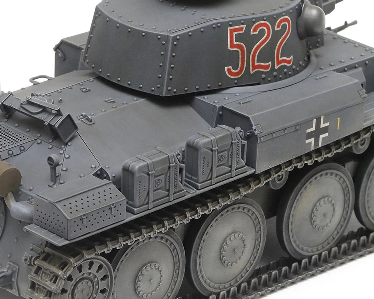 German Panxer 38(t)  (1/35)